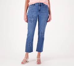 Laurie Felt Petite Forever Denim Floral Crop Straight Jean (MEDIUM WASH)